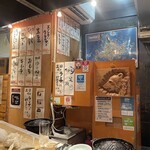 生ラムジンギスカン 山小屋 - 店内