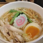 大衆食堂かわぐち - 半ラーメンでも具材たっぷり