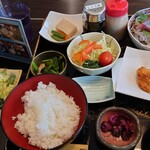 魚津丸食堂 - 料理写真: