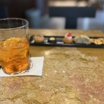 Balzer - Gli spritz (Aperol, Campari, rabarbaro, Cynar, Hugo, Donizetti) 8,00 € 