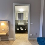 Balzer - バスルームにはシャワー室と