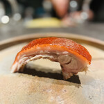 仁修樓 - ◎皮の表面はカリッとしていて、肉はジューシーで美味い❗️