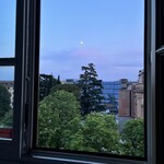 Balzer - Gaetano Donizetti Theater と小望月(こもちづき)