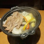 Sankai Shubou Akaneya - 上州牛の陶板焼き