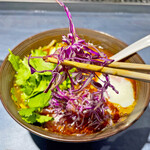 うずとかみなり - 色合いと共に、シャキシャキ感が有る紫キャベツ