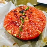 エテコ ブレッド - グレープフルーツのデニッシュ（下にデニッシュがあります。。）