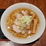 麺とおばんざいとお酒のお店 佳什 - 中華そば塩