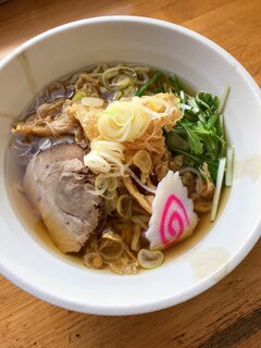 h Maruhide Shokudou - 厳選した塩を栃木県那須産ブランド鶏がらと魚介類のダブルスープにブレンドした『塩ゆばラーメン』