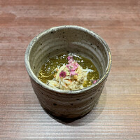 鮨　日本橋　鰤門 - ズワイガニともずく酢