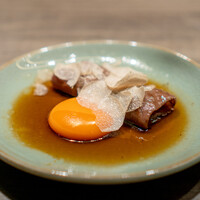 USHIGORO S. SHINJUKU - トリュフとザブトンのすき焼き