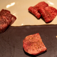 焼肉 うしみつ 恵比寿本店 - 2022.5 厳選厚切りタン、イチボ、ハラミ