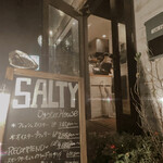 SALTY Oyster House - 