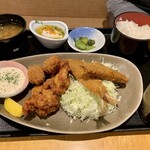 Sakanaya Doujou Uosensuisan - よくばりフライ定食　950円