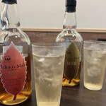 ゆう心 - ◯イチローズモルト ワインウッド¥1,000(私)
      ◯イチローズモルト MWR¥1,000
      ハイボールで。ワインウッドは、ワイン樽で熟成してあるのでフルーティで芳醇で華やかな風味♪美味しい〜♡♡