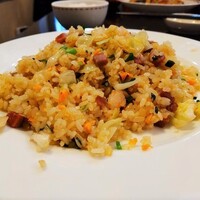 潮夢来 - 小エビと叉焼の五目チャーハンのアップ