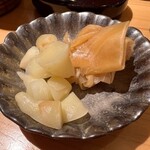 鮨 りんだ - 赤酢のガリが旨い