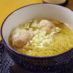喜記 - 鮮蝦雲存麺(海老ワンタン麺)