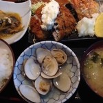 タカマル鮮魚店 - アベノミックス ¥1000 （刺身、ハマグリバター、アジフライ、赤魚焼、アジ南蛮漬け）