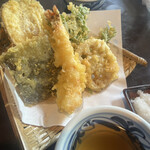 taraiudommomijiya - 天ぷら盛り合わせとつゆと薬味