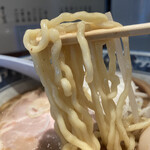 助六 - らー麺、麺リフト