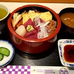 玉乃鮨 - おまかせ丼（ランチ）