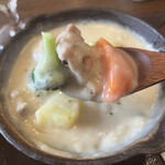 わ楽 - シチュー　鶏肉、人参、ブロッコリーなど