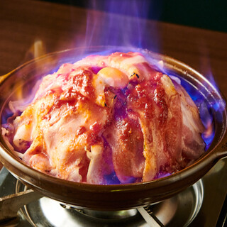 美味しさ＆驚きをお届け◆大迫力の炎が立ち上る！ボルケーノ鍋