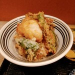 和心 かぎり - 鱧天丼　アスパラ　ブロッコリー　キノコ　カボチャ　鶏肉