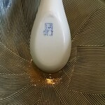 そば処 久楽 - ハッ(゜ロ゜;  ここで「中華飯店 萩」さんと同じような「は」印の蓮華を発見！！これは？！どういう事何だろう？?(・_・;?(笑)