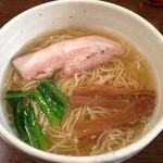 美学屋 - 塩ラーメン 750円