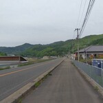 焼肉永楽 - 店前の景観