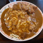 カレーヤ - チキンカツカレー大盛、チーズトッピング