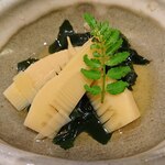 Sobakiri Kuromugi - 若竹煮