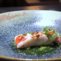 十皿 - ◆金目鯛の天火焼き　青さ海苔ソース・・金目鯛は脂がのり美味しい。青さソースは優しい味わいなので、金目の旨味を邪魔しないですね。