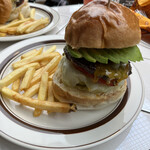 Delicier's - アボガドチーズバーガー