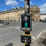 Crystal Palace - 歩行者の手押し信号、すぐに赤になる