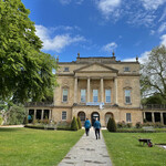 Crystal Palace - Netflixオリジナルドラマ「ブリジャートン家」ロケ地でもあるホルバーン美術館