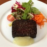 ビストロ コティディアン - ブータン ノワール のテリーヌ仕立て