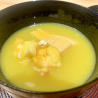 京味 もと井 -  伊勢海老と筍の白味噌仕立て、サフラン、花柚子