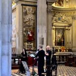 Marien Platz Ristorante e Birreria - 日曜礼拝の聖歌隊。アジア系の女性は、Hyun Jung Oh, alto のようです。