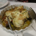 エスト! プロッシモ - 佐倉きのこ園産椎茸とスカモルツァチーズのグラタン