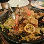 ドン・キホーテ - パエリア　レモンかけて混ぜたところ