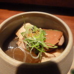 遊喜智 - この日のお通しは煮込み