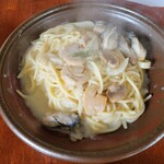 パスタアンドコーヒー・プレッツェモーロ - 料理写真:カキとマッシュルームのパスタ(クリーム・税込1,220円)