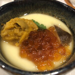 鮨匠 のむら - 唐津の紫ウニと筋子の茶碗蒸し