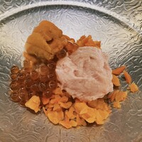 鮨よしかわ 麻布十番 - トロたく小丼