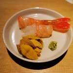 東麻布 天本 - 赤うにとボタンエビ