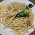 向山製作所大玉ベース - しらすとキャベツパスタ