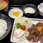 湖東三山館あいしょう - 黒毛和牛使用牛トロロ定食