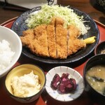 Tonkatsu Umai Monoya Himawari Shokudou - ロースカツ定食